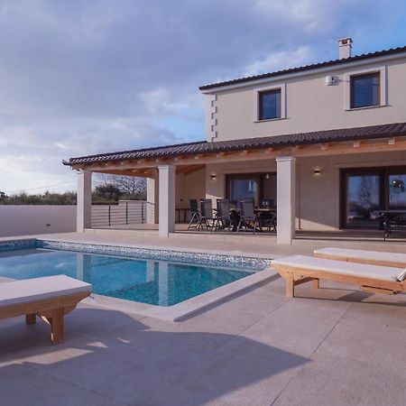 Villa Lydia Marcana Exterior photo